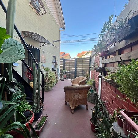 Hostel Tu Espacio Re - Casa Cerca Del Aeropuerto Santiago Ngoại thất bức ảnh